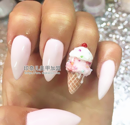 ylzx美甲丨夏日与冰淇淋美甲更配!凹造型必备7款美甲款式图片 ylzx美甲丨夏日与冰淇淋美甲更配!凹造型必备7款美甲款式图片