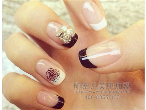 裸色系,美甲,美甲款式,百搭